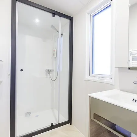 Mobil 408 Confort アパート *